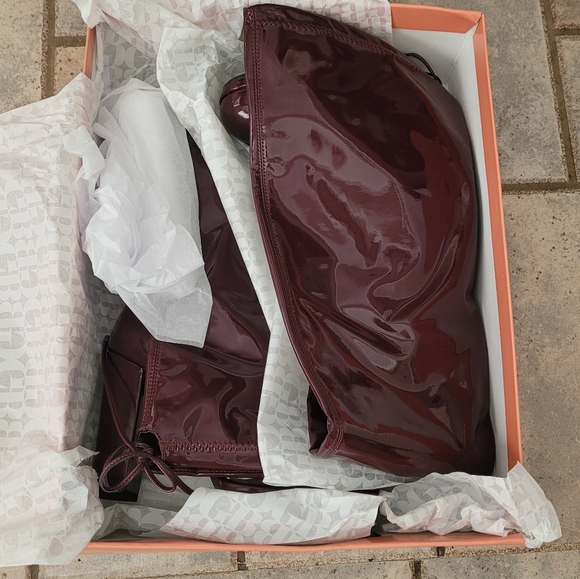 ๐คSOLD๐คGianni Bini Get-Real Patent Platform Over-The-Knee Block Heel Boots - Picture 13 of 14